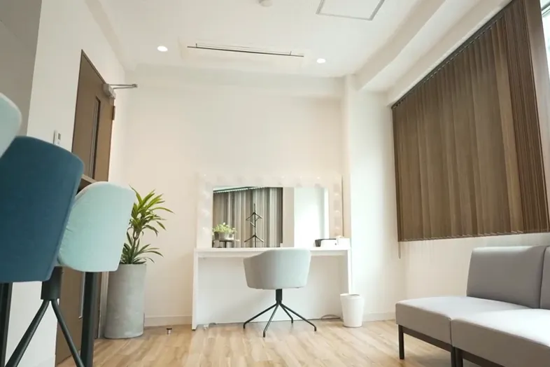 控え室（小）